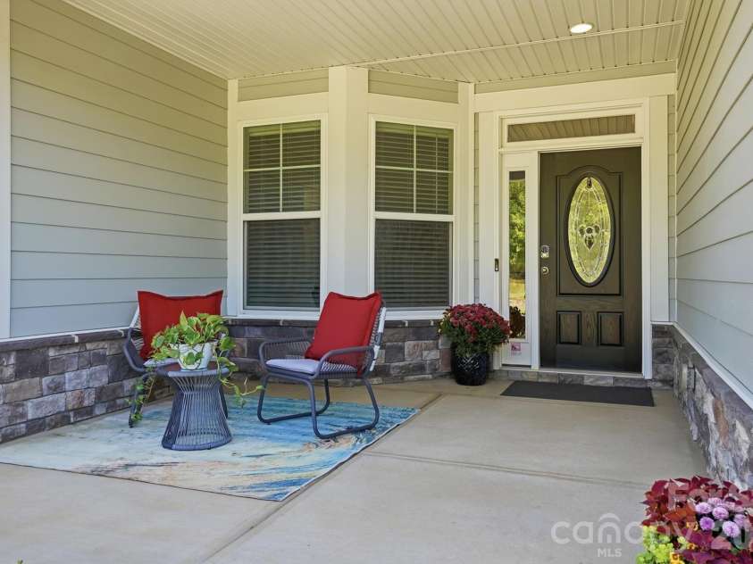2014 Old Evergreen Parkway, Indian Trail, NC 28079.  MLS# CAR4433757, YatesRealty ID 57036. Nice front covered front porch