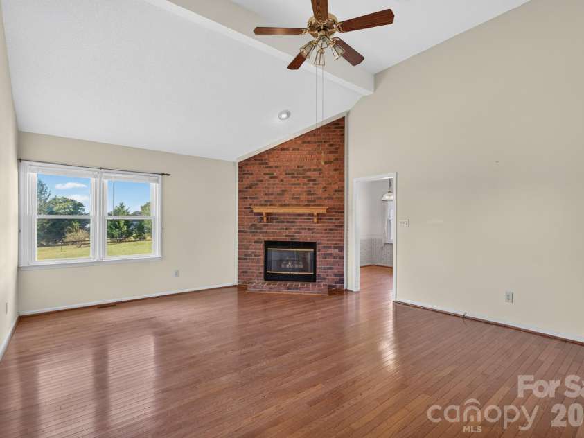 2035 Cardinal Hill Drive, Rock Hill, SC 29732.  MLS# CAR4434799, YatesRealty ID 57037. 