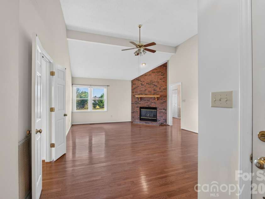 2035 Cardinal Hill Drive, Rock Hill, SC 29732.  MLS# CAR4434799, YatesRealty ID 57037. 