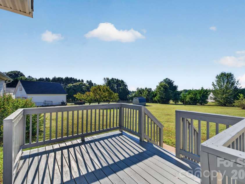 2035 Cardinal Hill Drive, Rock Hill, SC 29732.  MLS# CAR4434799, YatesRealty ID 57037. 