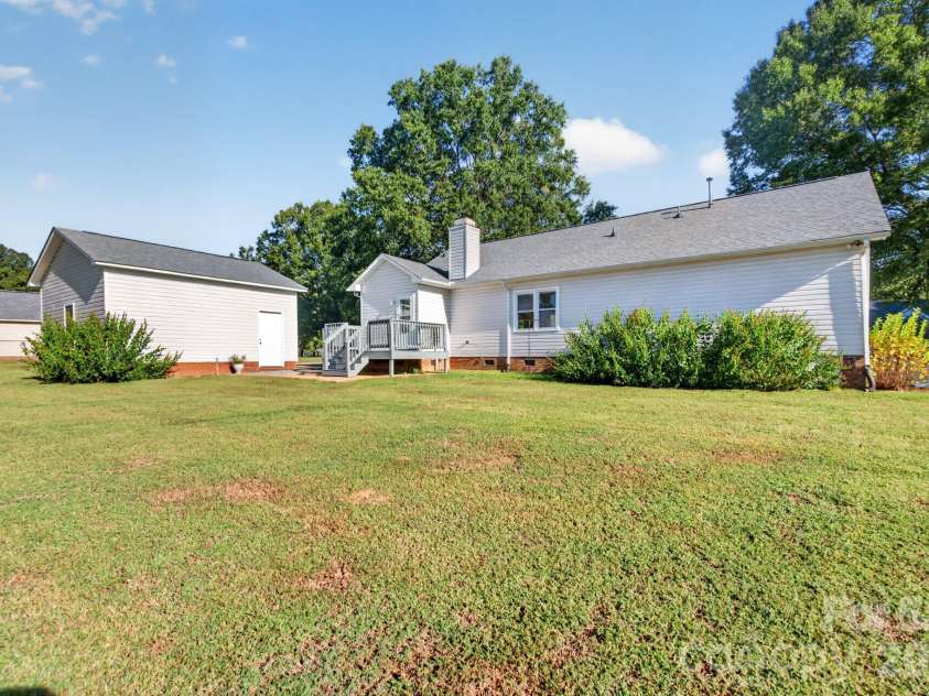 2035 Cardinal Hill Drive, Rock Hill, SC 29732.  MLS# CAR4434799, YatesRealty ID 57037. 