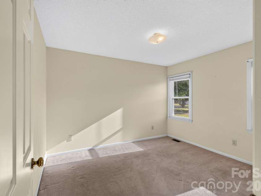 2035 Cardinal Hill Drive, Rock Hill, SC 29732.  MLS# CAR4434799, YatesRealty ID 57037. Bedroom 3