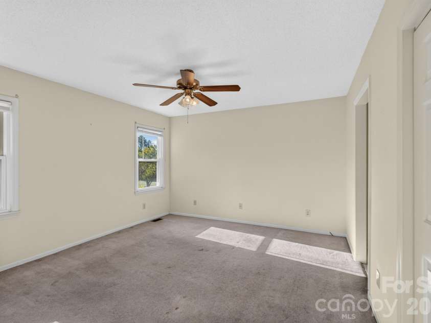2035 Cardinal Hill Drive, Rock Hill, SC 29732.  MLS# CAR4434799, YatesRealty ID 57037. Primary Bedroom