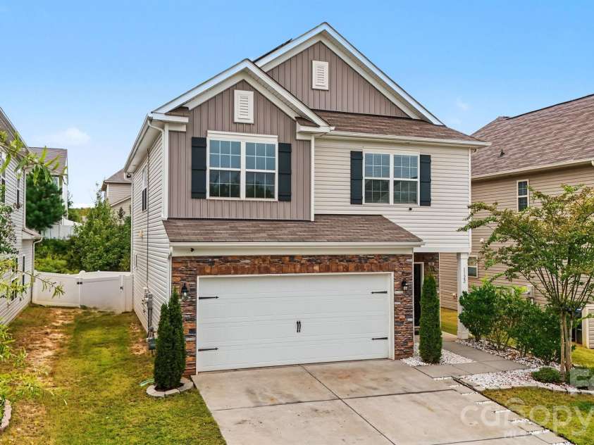 1122 Loggerhead Drive, Lancaster, SC 29720.  MLS# CAR4435238, YatesRealty ID 57038. 