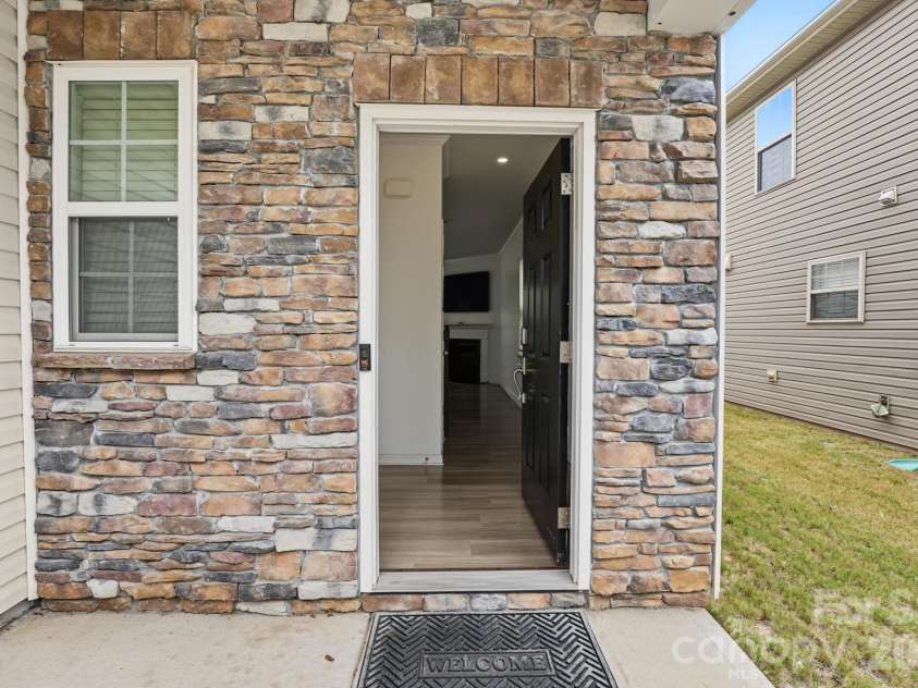 1122 Loggerhead Drive, Lancaster, SC 29720.  MLS# CAR4435238, YatesRealty ID 57038. 