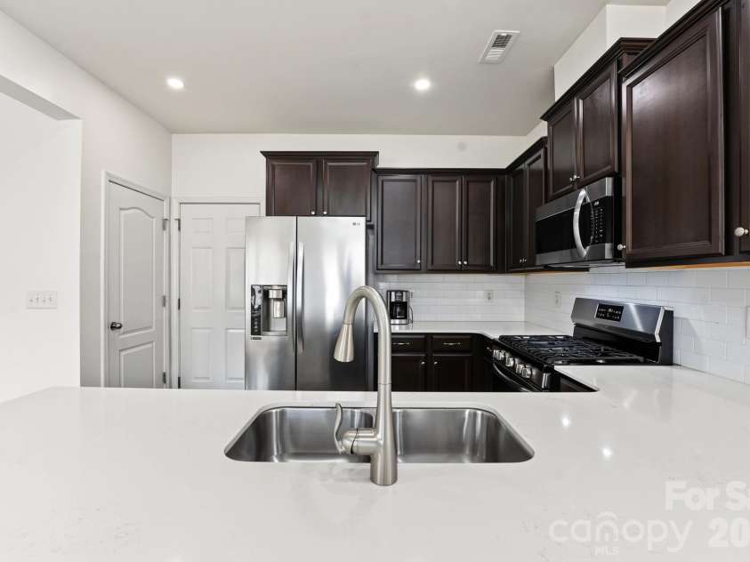 1122 Loggerhead Drive, Lancaster, SC 29720.  MLS# CAR4435238, YatesRealty ID 57038. 