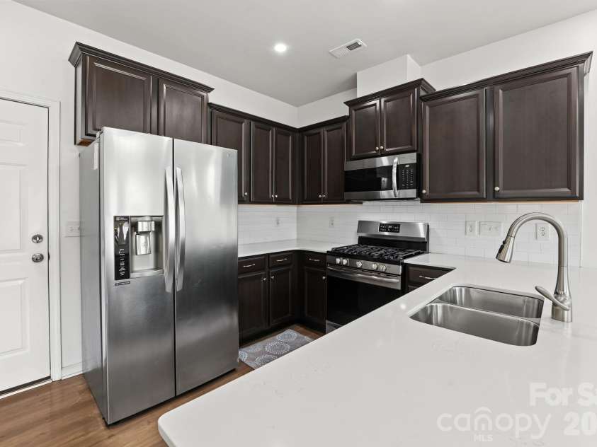 1122 Loggerhead Drive, Lancaster, SC 29720.  MLS# CAR4435238, YatesRealty ID 57038. 