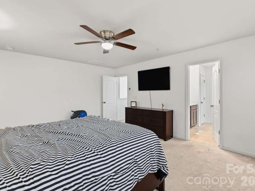 1122 Loggerhead Drive, Lancaster, SC 29720.  MLS# CAR4435238, YatesRealty ID 57038. 