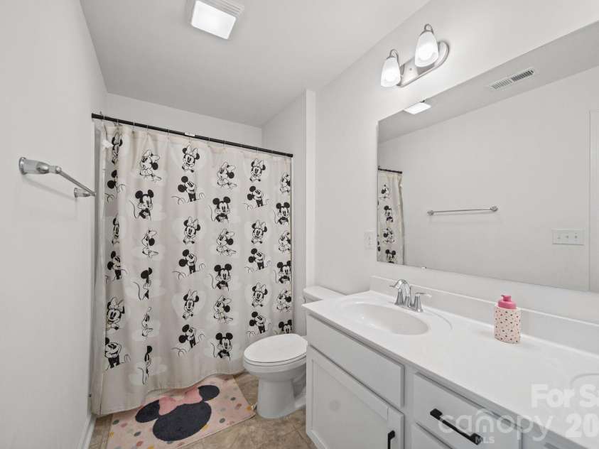 6332 Rocky Wagon Lane, Concord, NC 28025.  MLS# CAR4426776, YatesRealty ID 57039. Hallway Bathroom