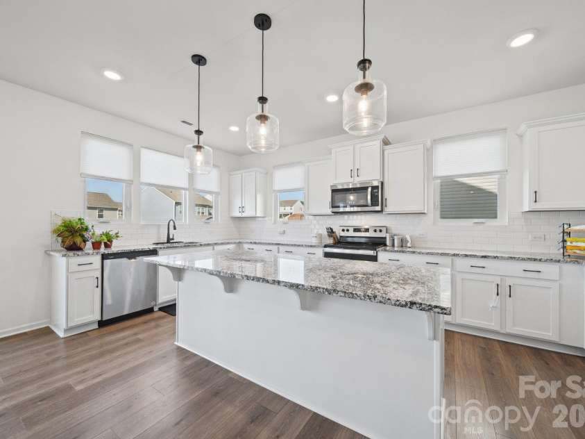 6332 Rocky Wagon Lane, Concord, NC 28025.  MLS# CAR4426776, YatesRealty ID 57039. Kitchen