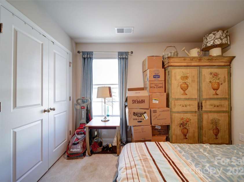 15308 Lake Ridge Road, Charlotte, NC 28278.  MLS# CAR4234379, YatesRealty ID 5704. Bedroom 2