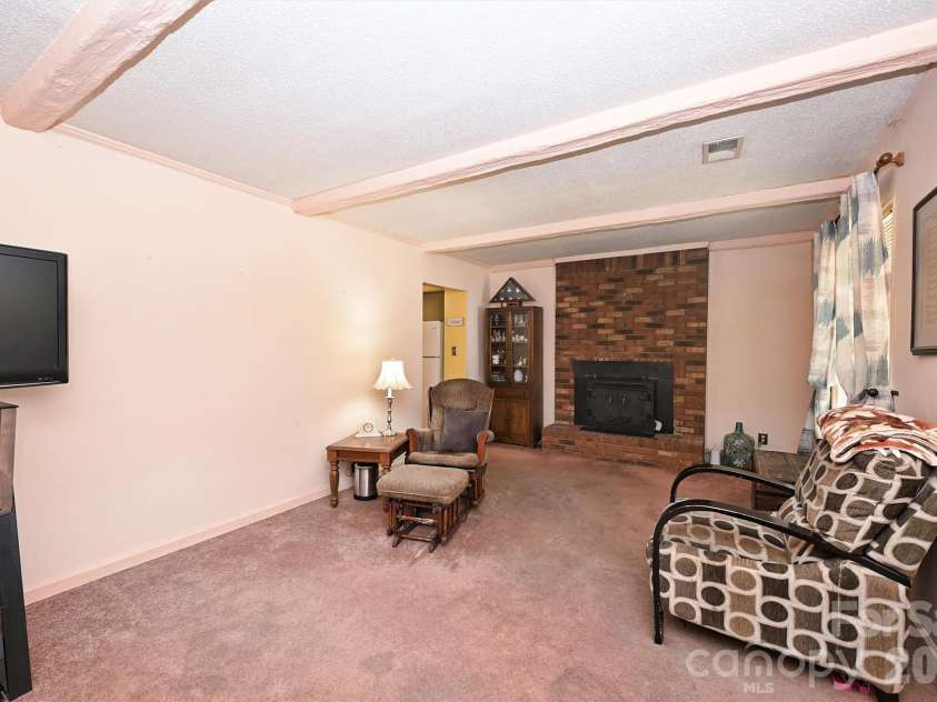 808 Davenport Street, Charlotte, NC 28208.  MLS# CAR4430283, YatesRealty ID 57042. 