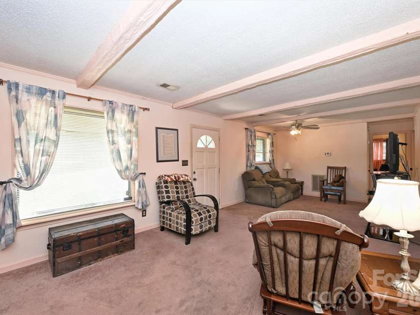 808 Davenport Street, Charlotte, NC 28208.  MLS# CAR4430283, YatesRealty ID 57042. 