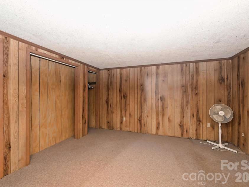 808 Davenport Street, Charlotte, NC 28208.  MLS# CAR4430283, YatesRealty ID 57042. 