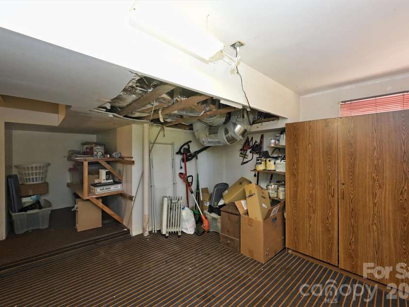 808 Davenport Street, Charlotte, NC 28208.  MLS# CAR4430283, YatesRealty ID 57042. 