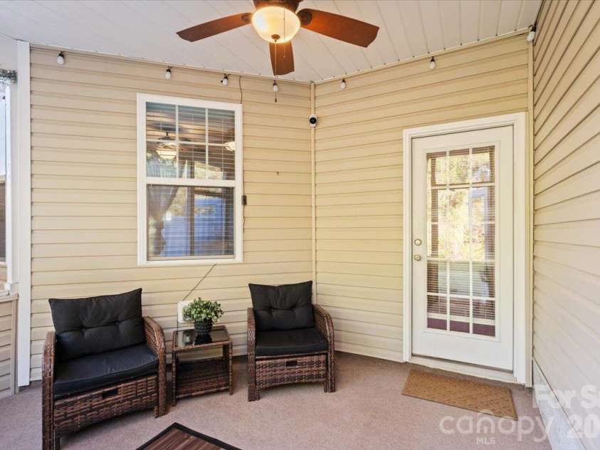 3246 Yarmouth Lane, Gastonia, NC 28056.  MLS# CAR4435301, YatesRealty ID 57044. 
