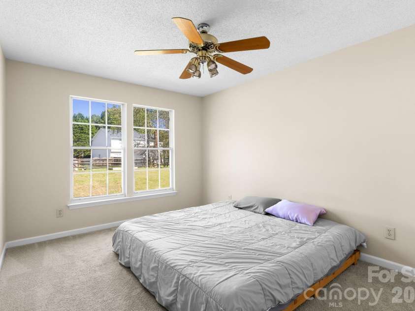 8908 Steinbeck Court, Charlotte, NC 28216.  MLS# CAR4434680, YatesRealty ID 57049. 