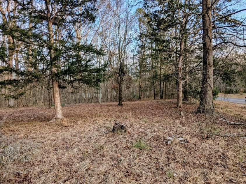 1555 Moss Creek Road, York, SC 29745.  MLS# CAR4352327, YatesRealty ID 5705. 