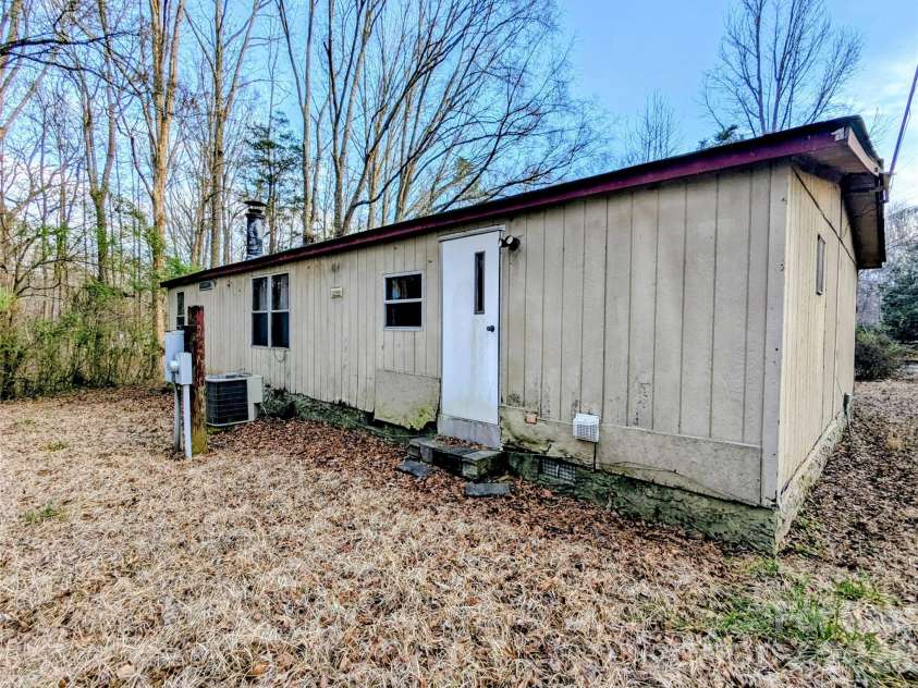 1555 Moss Creek Road, York, SC 29745.  MLS# CAR4352327, YatesRealty ID 5705. 
