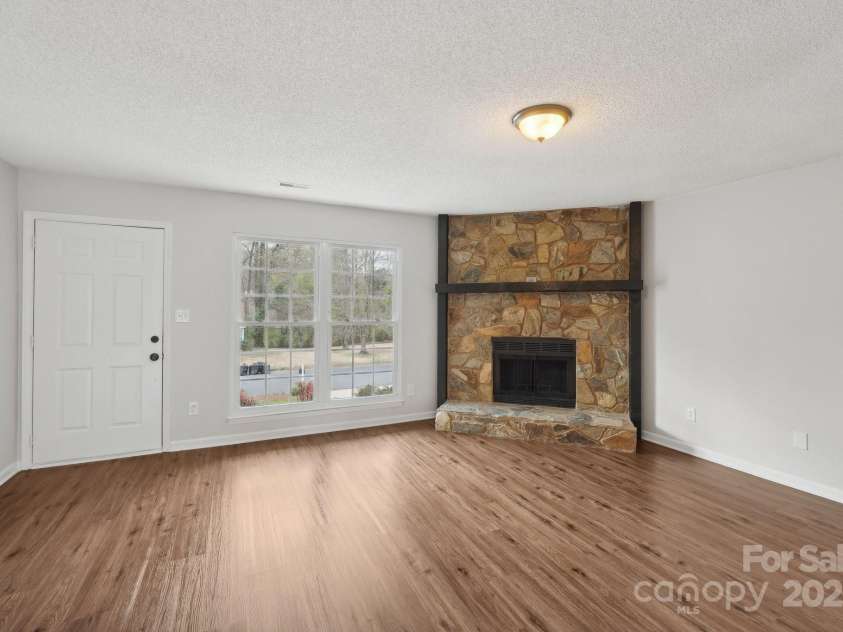 6501 Thamesmead Lane, Mint Hill, NC 28227.  MLS# CAR4240221, YatesRealty ID 5705. 