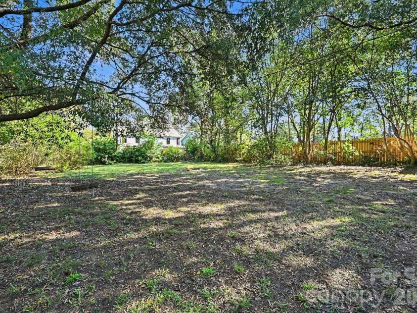 524 Stegall Street, Charlotte, NC 28217.  MLS# CAR4434979, YatesRealty ID 57051. 