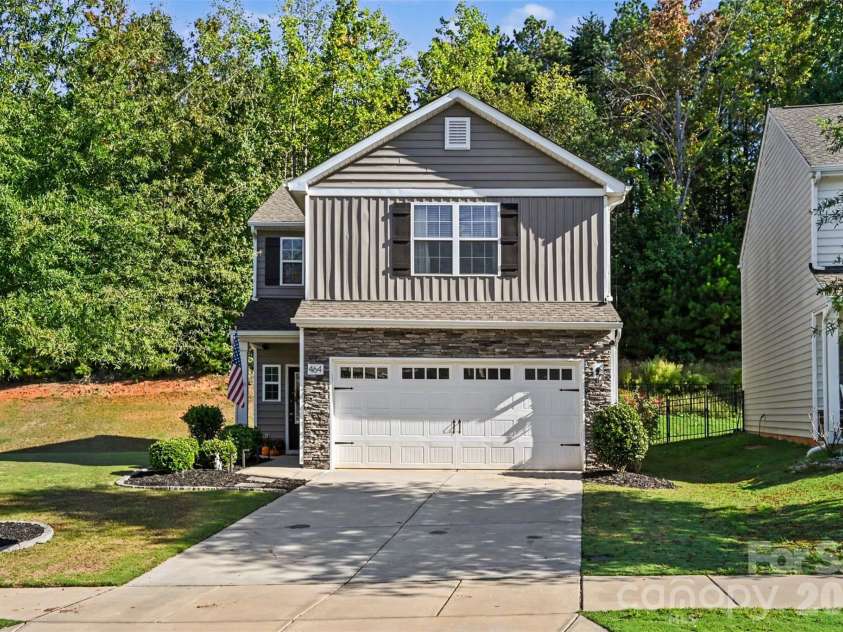 464 Maramec Street, Fort Mill, SC 29715.  MLS# CAR4435012, YatesRealty ID 57052. 