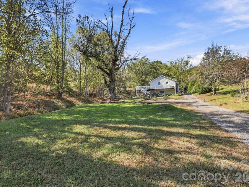 5 Mos Way, Candler, NC 28715.  MLS# CAR4434514, YatesRealty ID 57056. 