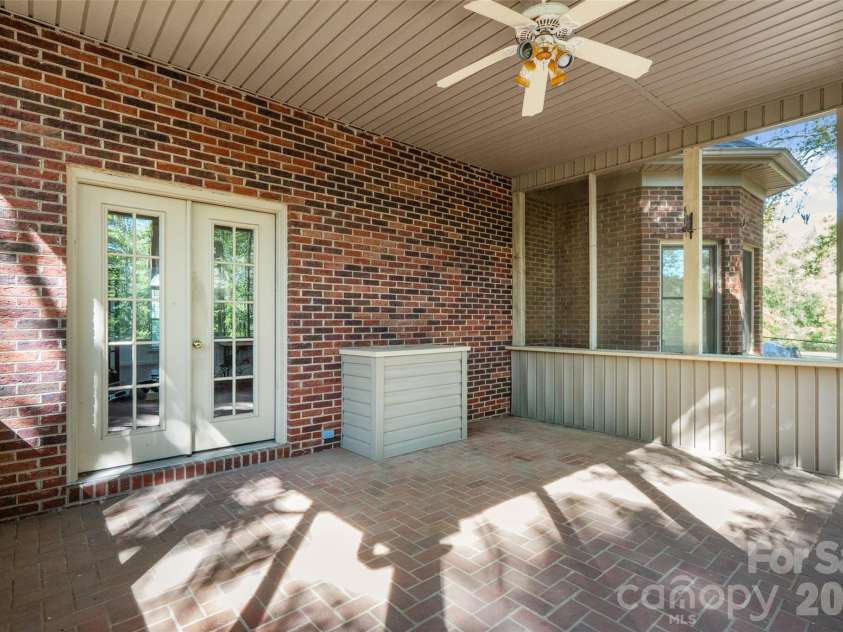 6010 River Run Drive, Marshville, NC 28103.  MLS# CAR4430533, YatesRealty ID 57058. 