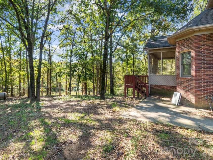 6010 River Run Drive, Marshville, NC 28103.  MLS# CAR4430533, YatesRealty ID 57058. 