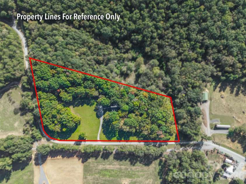 6010 River Run Drive, Marshville, NC 28103.  MLS# CAR4430533, YatesRealty ID 57058. 