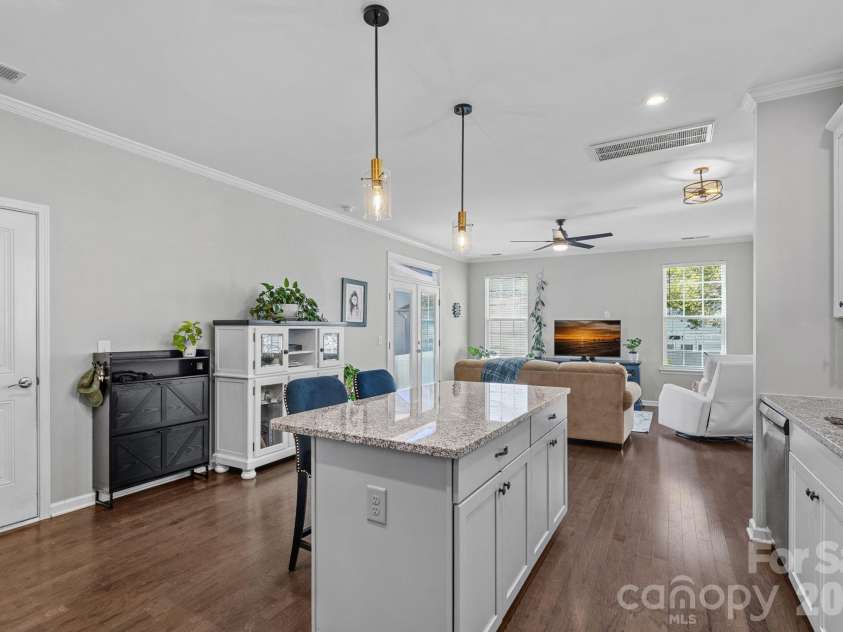 12116 Memory Lane, Huntersville, NC 28078.  MLS# CAR4435059, YatesRealty ID 57059. 