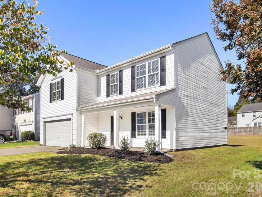 2303 Highland Park Drive, Charlotte, NC 28269.  MLS# CAR4434277, YatesRealty ID 57064. 