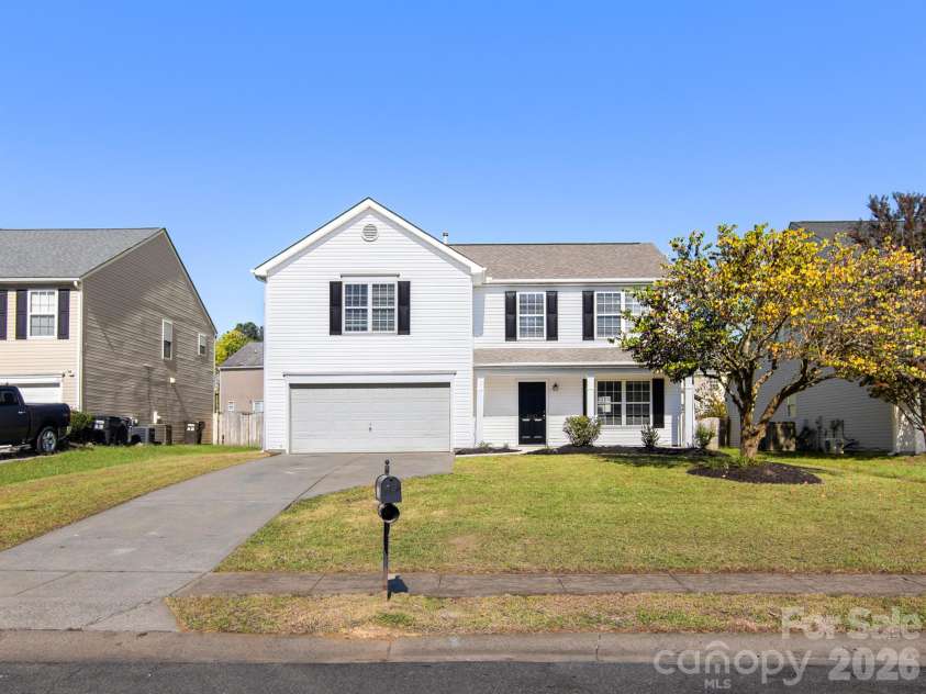2303 Highland Park Drive, Charlotte, NC 28269.  MLS# CAR4434277, YatesRealty ID 57064. 