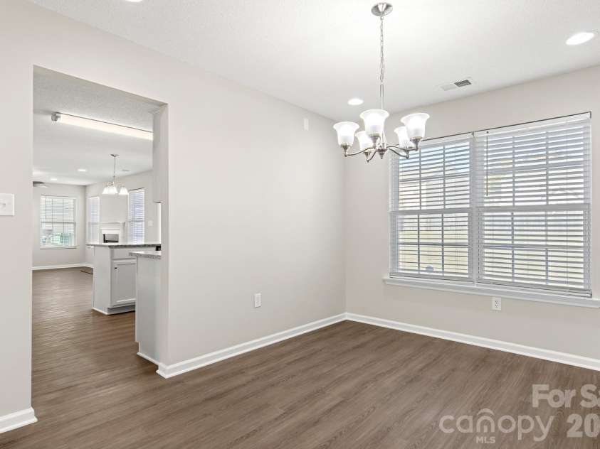 2303 Highland Park Drive, Charlotte, NC 28269.  MLS# CAR4434277, YatesRealty ID 57064. 