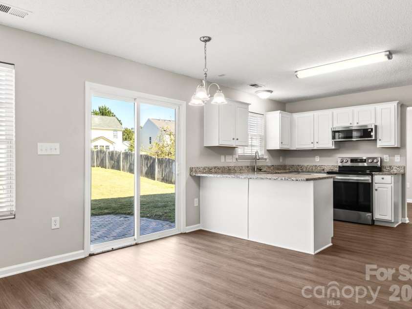 2303 Highland Park Drive, Charlotte, NC 28269.  MLS# CAR4434277, YatesRealty ID 57064. 
