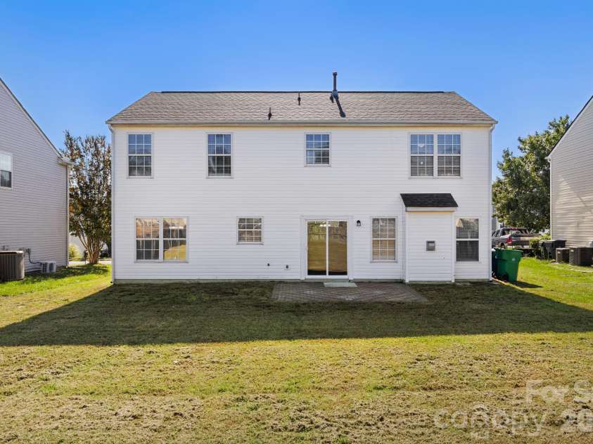 2303 Highland Park Drive, Charlotte, NC 28269.  MLS# CAR4434277, YatesRealty ID 57064. 