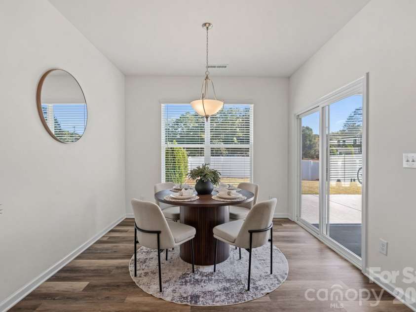 159 Suggs Mill Drive, Mooresville, NC 28115.  MLS# CAR4435023, YatesRealty ID 57067. Breakfast Area