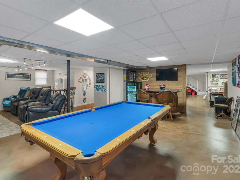 107 Pinelake Drive, Kings Mountain, NC 28086.  MLS# CAR4232328, YatesRealty ID 5707. 