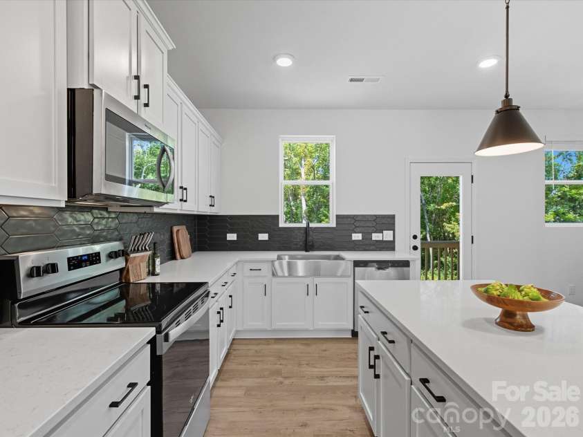 11935 Basking Drive, Charlotte, NC 28214.  MLS# CAR4345668, YatesRealty ID 5707. 