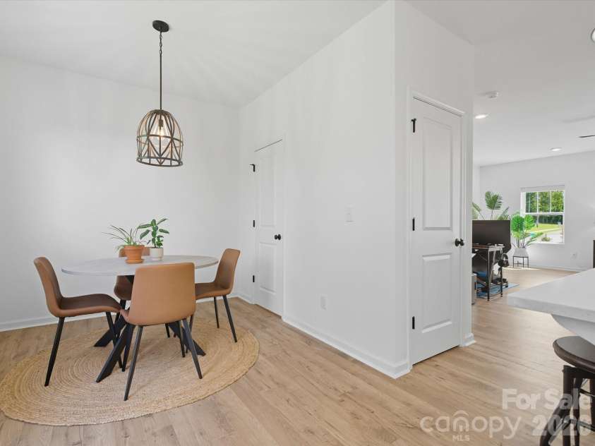 11935 Basking Drive, Charlotte, NC 28214.  MLS# CAR4345668, YatesRealty ID 5707. 