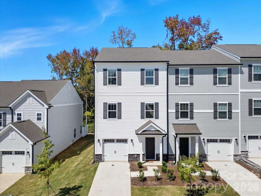 11935 Basking Drive, Charlotte, NC 28214.  MLS# CAR4345668, YatesRealty ID 5707. 