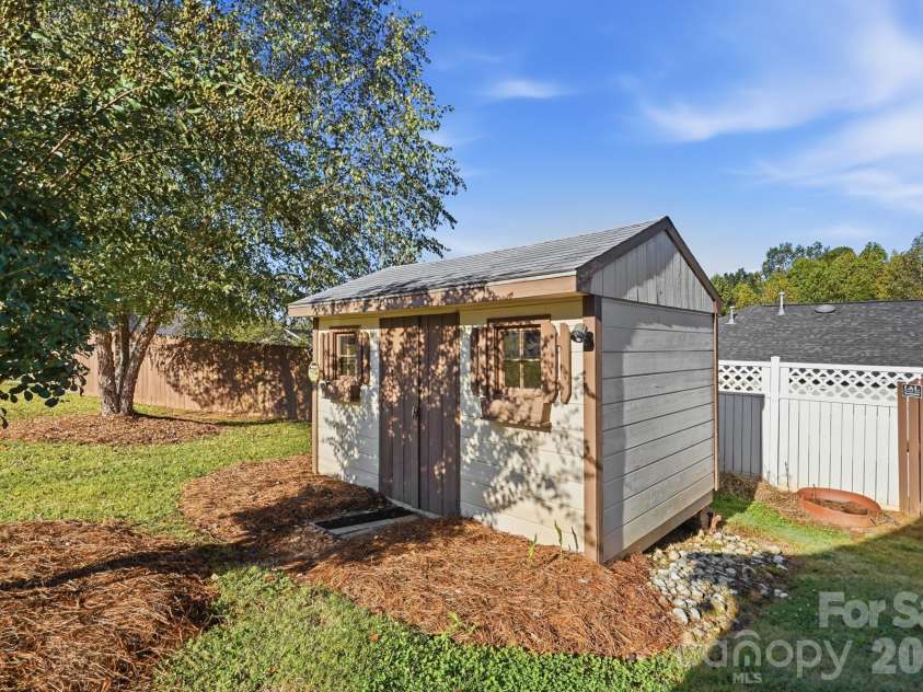 2008 Stepping Stone Lane, Monroe, NC 28110.  MLS# CAR4435267, YatesRealty ID 57072. 