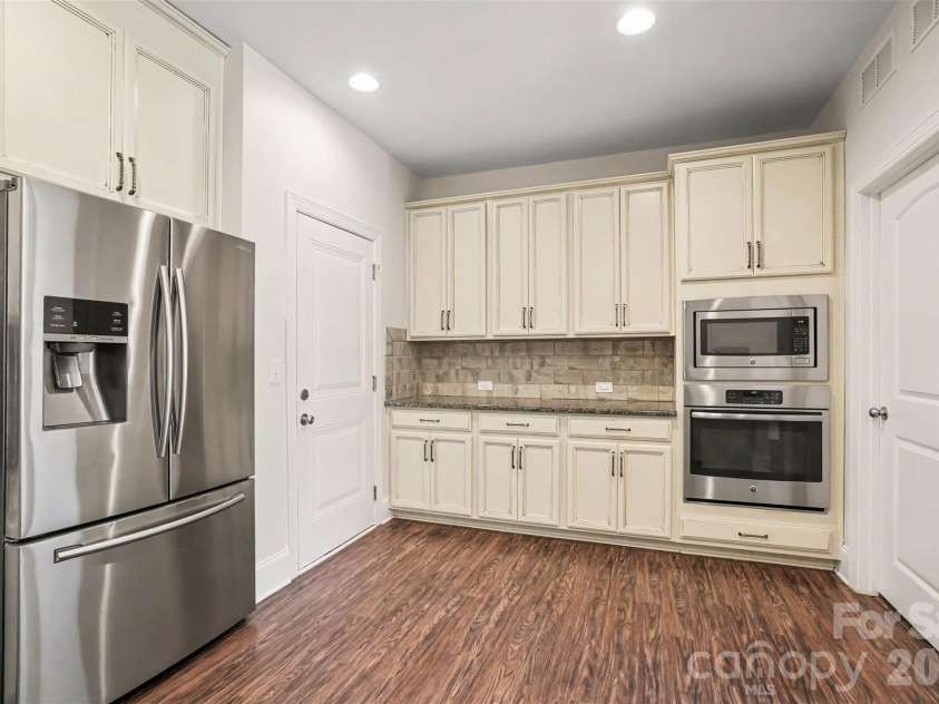 3065 Foggy Hollow Lane, Clover, SC 29710.  MLS# CAR4434457, YatesRealty ID 57075. 