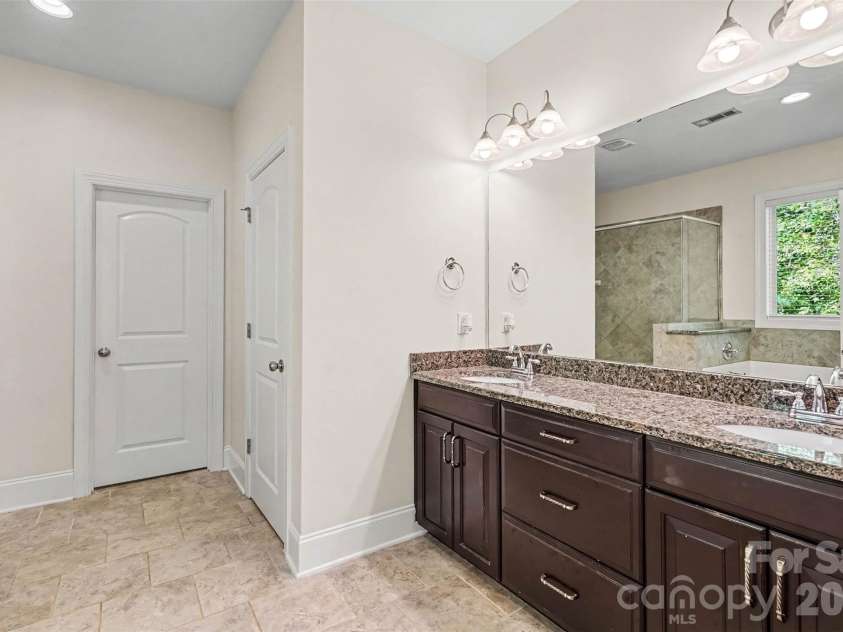 3065 Foggy Hollow Lane, Clover, SC 29710.  MLS# CAR4434457, YatesRealty ID 57075. 