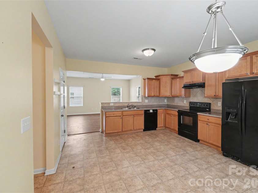 460 Dutch White Drive, Clover, SC 29710.  MLS# CAR4423110, YatesRealty ID 57077. 