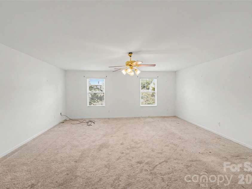 460 Dutch White Drive, Clover, SC 29710.  MLS# CAR4423110, YatesRealty ID 57077. 
