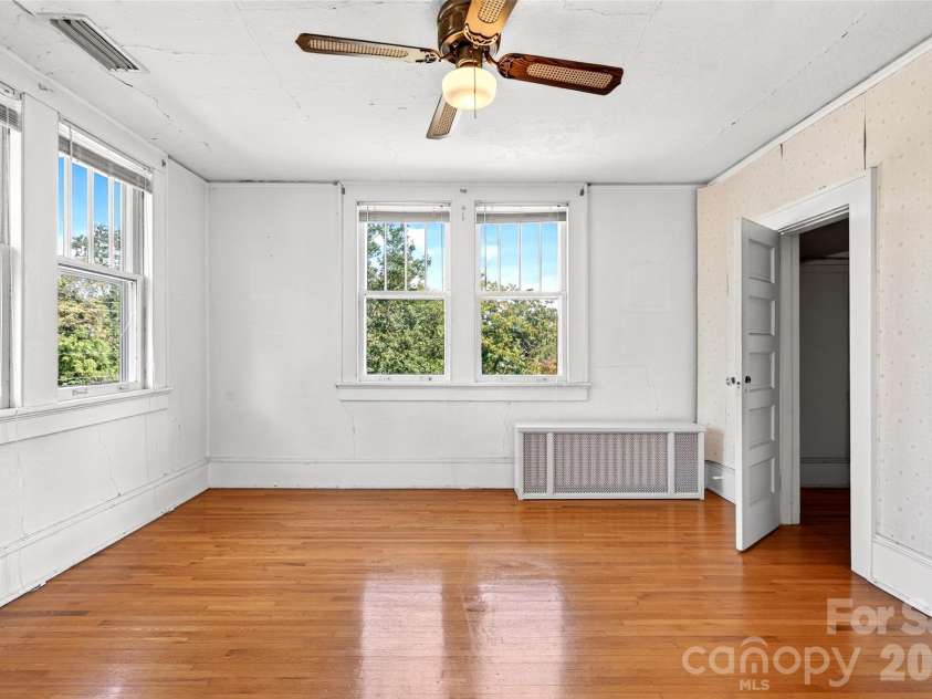 606 A Rutherford Road, Marion, NC 28752.  MLS# CAR4429588, YatesRealty ID 57079. 