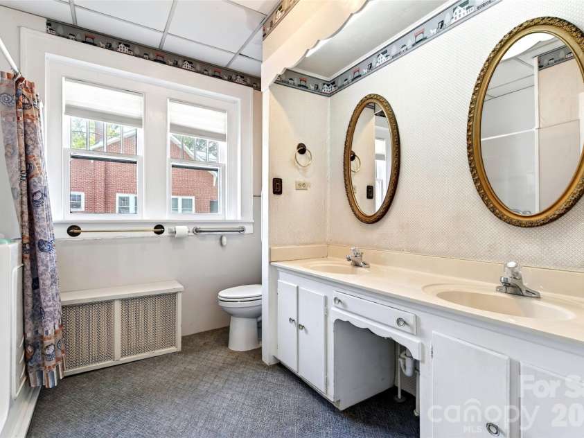 606 A Rutherford Road, Marion, NC 28752.  MLS# CAR4429588, YatesRealty ID 57079. Downstair Bathroom