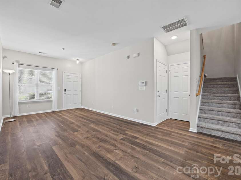 487 Delta Drive, Fort Mill, SC 29715.  MLS# CAR4433788, YatesRealty ID 57085. 