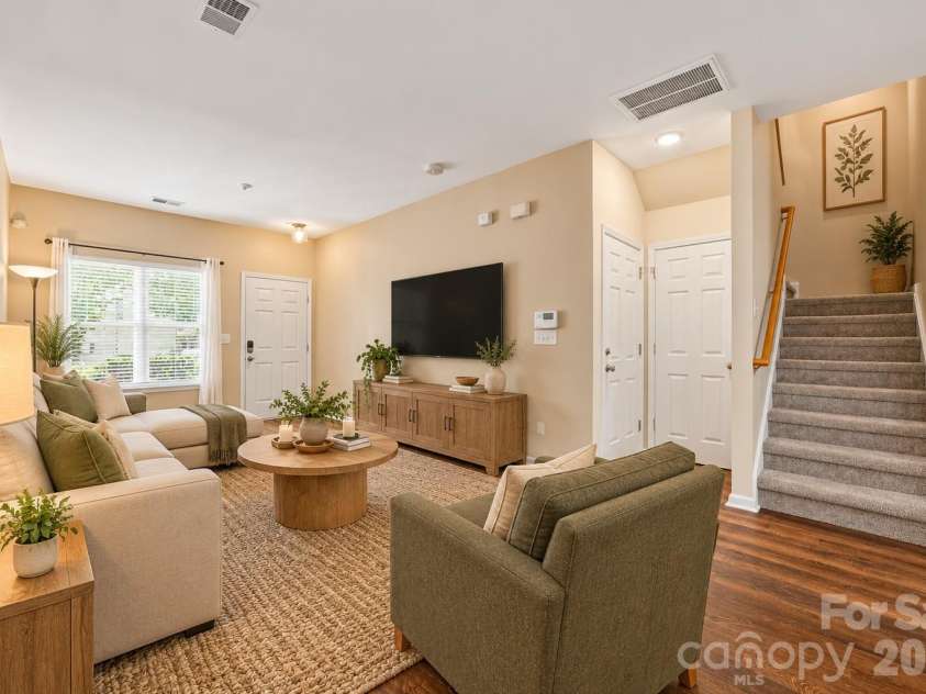 487 Delta Drive, Fort Mill, SC 29715.  MLS# CAR4433788, YatesRealty ID 57085. 